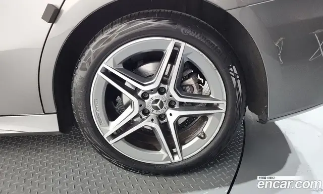 Mercedes-Benz A-Class 2022 2.0 гидро, миниатюра 7