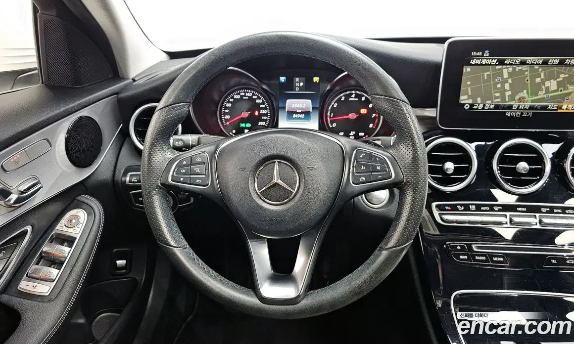 Mercedes-Benz C-Class 2017 2.0 гидро, фото 12 Mercedes-Benz C-Class 2017 2.0 гидро, фото 12