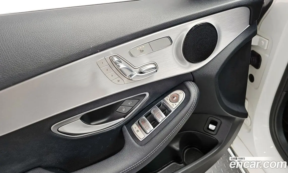 Mercedes-Benz C-Class 2017 2.0 гидро, фото 14 Mercedes-Benz C-Class 2017 2.0 гидро, фото 14