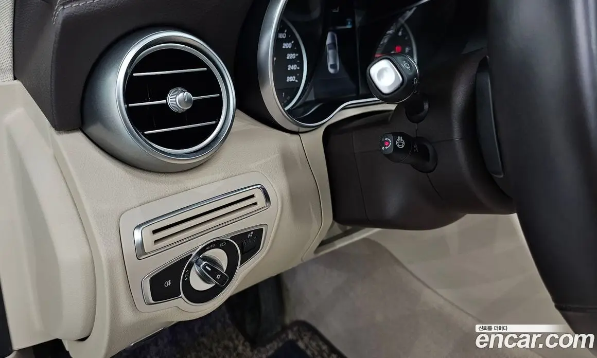 Mercedes-Benz C-Class 2019 1.9 гидро, фото 25
