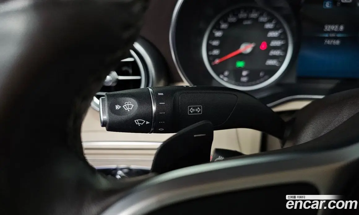 Mercedes-Benz C-Class 2019 1.9 гидро, фото 26