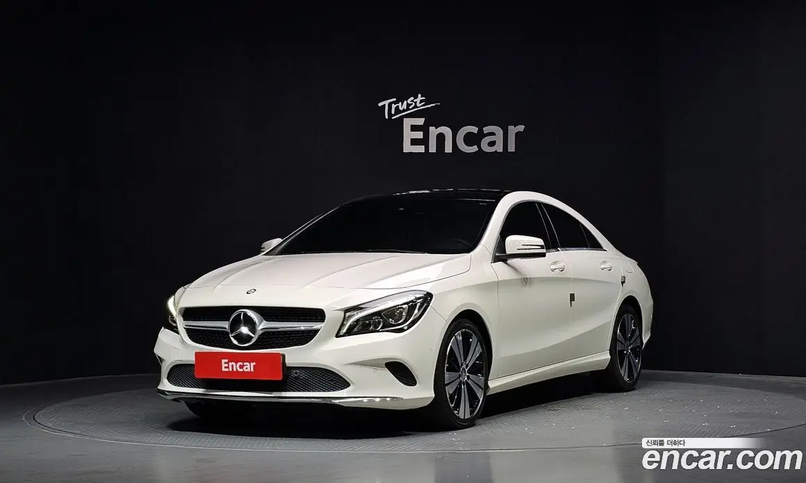 Mercedes-Benz CLA-Class 2017 2.0 гидро, фото 1 Mercedes-Benz CLA-Class 2017 2.0 гидро, фото 1