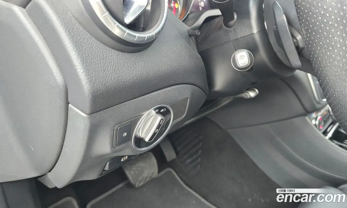 Mercedes-Benz CLA-Class 2017 2.0 гидро, фото 18 Mercedes-Benz CLA-Class 2017 2.0 гидро, фото 18