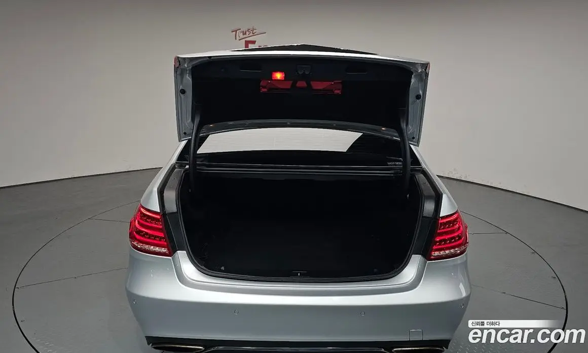 Mercedes-Benz E-Class 2013 2.1 гидро, фото 20