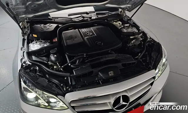 Mercedes-Benz E-Class 2013 2.1 гидро, миниатюра 6