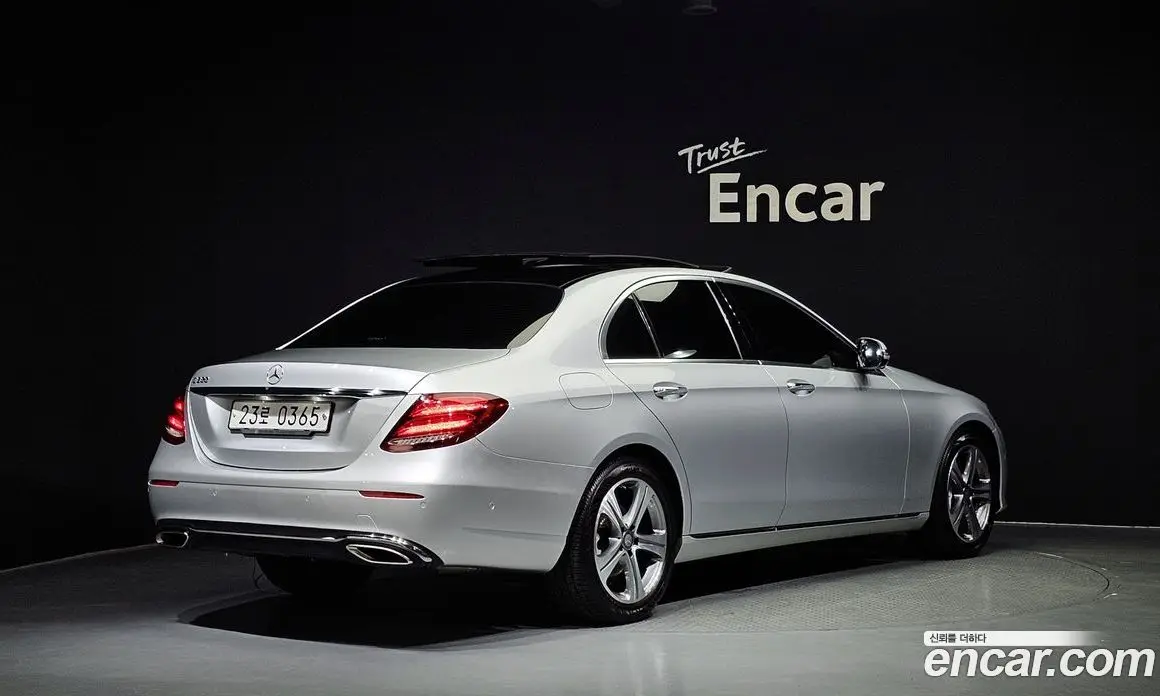 Mercedes-Benz E-Class 2016 2.0 гидро, фото 2 Mercedes-Benz E-Class 2016 2.0 гидро, фото 2