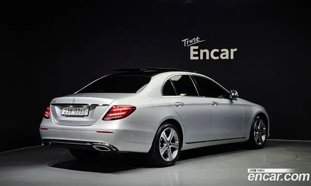 Mercedes-Benz E-Class 2016 2.0 гидро, миниатюра 2 Mercedes-Benz E-Class 2016 2.0 гидро, миниатюра 2
