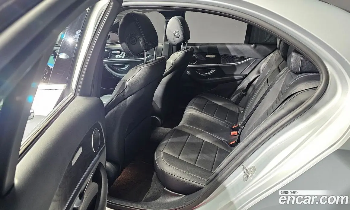 Mercedes-Benz E-Class 2016 2.0 гидро, фото 11 Mercedes-Benz E-Class 2016 2.0 гидро, фото 11
