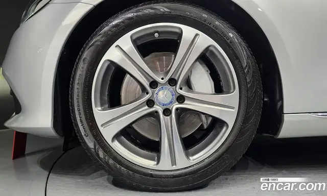 Mercedes-Benz E-Class 2016 2.0 гидро, миниатюра 5 Mercedes-Benz E-Class 2016 2.0 гидро, миниатюра 5