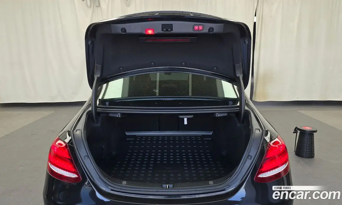Mercedes-Benz E-Class 2019 2.0 гидро, фото 26 Mercedes-Benz E-Class 2019 2.0 гидро, фото 26