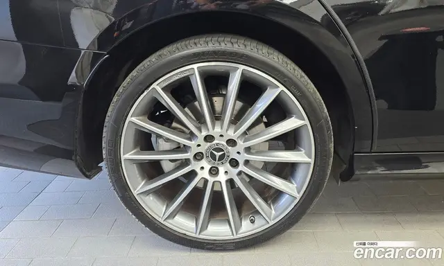 Mercedes-Benz E-Class 2019 2.0 гидро, миниатюра 5 Mercedes-Benz E-Class 2019 2.0 гидро, миниатюра 5