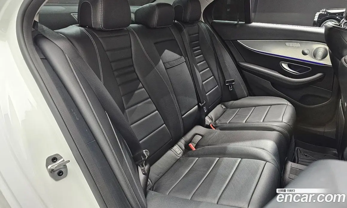 Mercedes-Benz E-Class 2019 2.0 гидро, фото 18 Mercedes-Benz E-Class 2019 2.0 гидро, фото 18