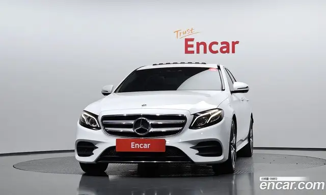 Mercedes-Benz E-Class 2019 2.0 гидро, миниатюра 3 Mercedes-Benz E-Class 2019 2.0 гидро, миниатюра 3