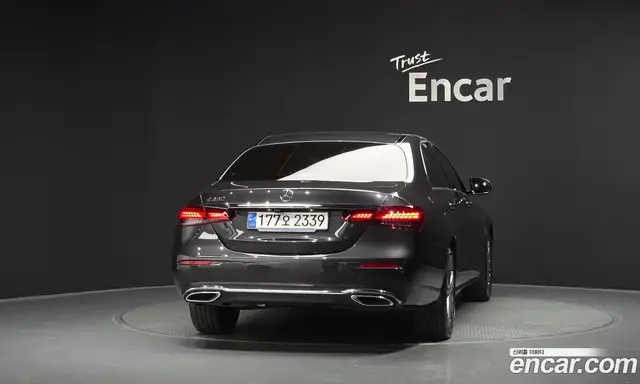 Mercedes-Benz E-Class 2023 2.0 гидро, миниатюра 3 Mercedes-Benz E-Class 2023 2.0 гидро, миниатюра 3