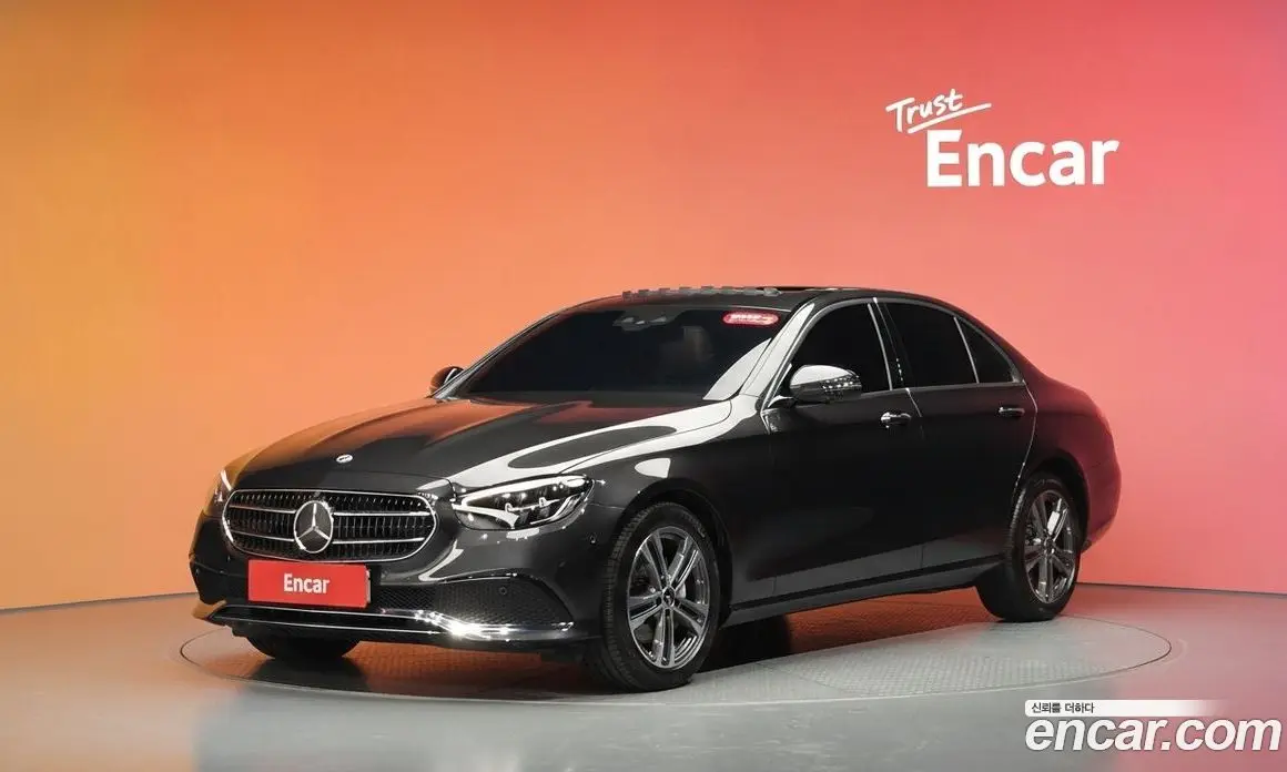 Mercedes-Benz E-Class 2023 2.0 гидро, фото 32 Mercedes-Benz E-Class 2023 2.0 гидро, фото 32