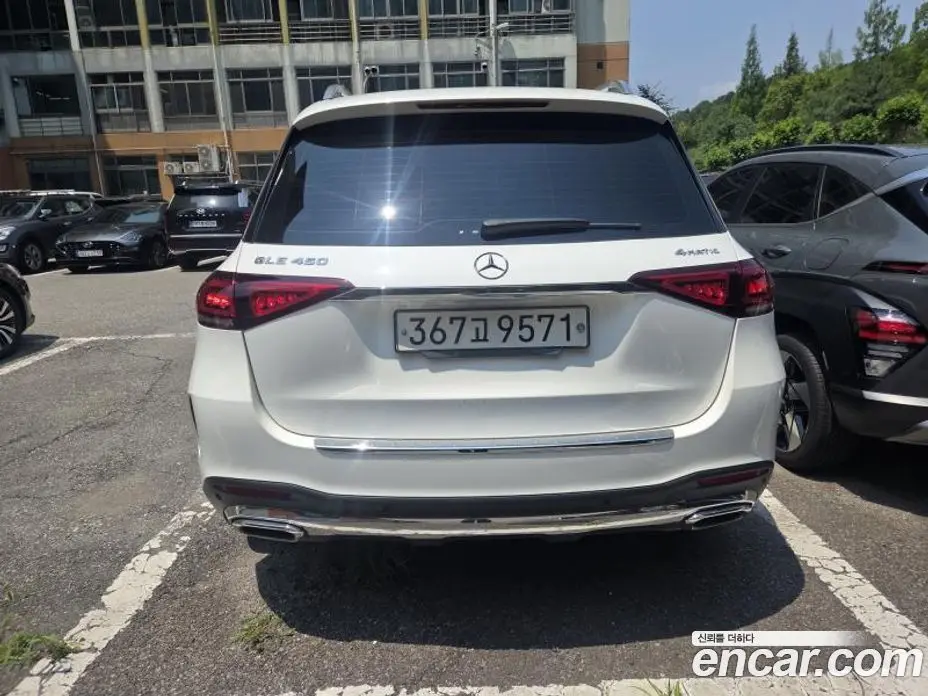 Mercedes-Benz GLE-Class 2019 3.0 гидро, фото 2 Mercedes-Benz GLE-Class 2019 3.0 гидро, фото 2