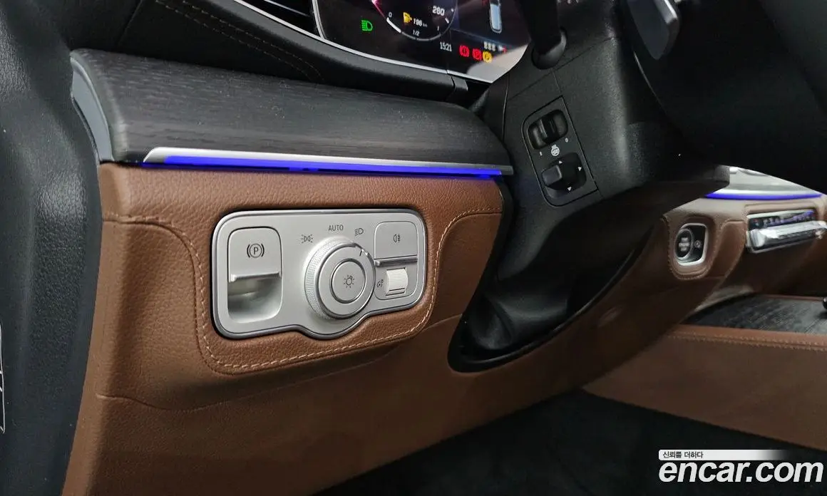Mercedes-Benz GLE-Class 2023 2.0 гидро, фото 24