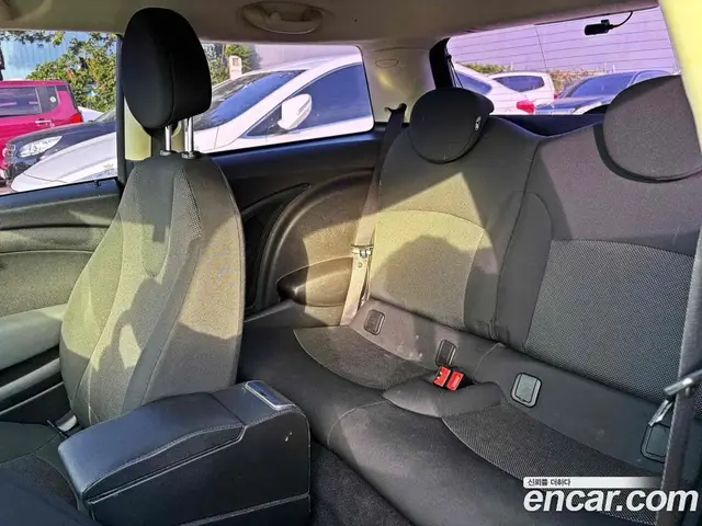 Mini Cooper 2011 1.6 автомат (гидро), миниатюра 10
