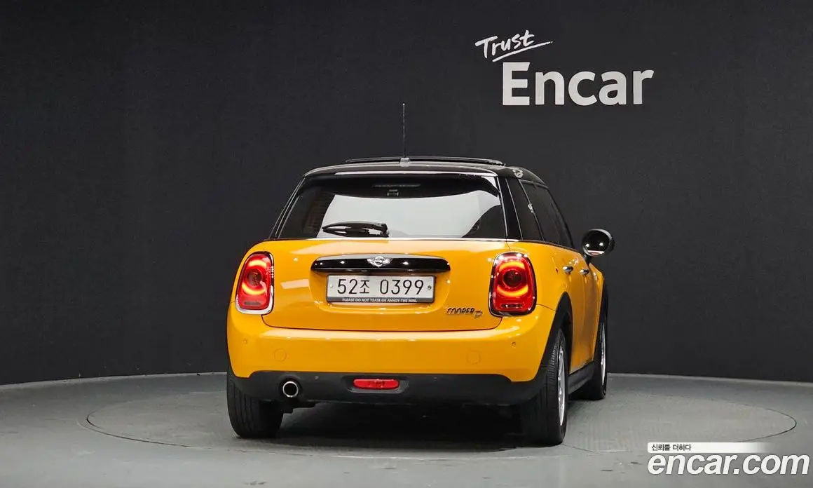 Mini Cooper 2016 1.5 автомат (гидро), фото 4