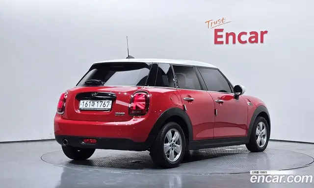 Mini Cooper 2020 1.5 автомат (гидро), миниатюра 2