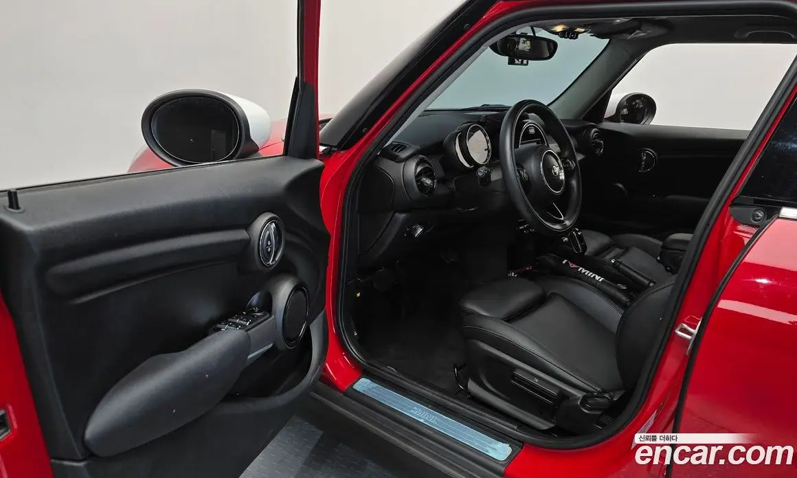 Mini Cooper 2020 1.5 автомат (гидро), фото 13