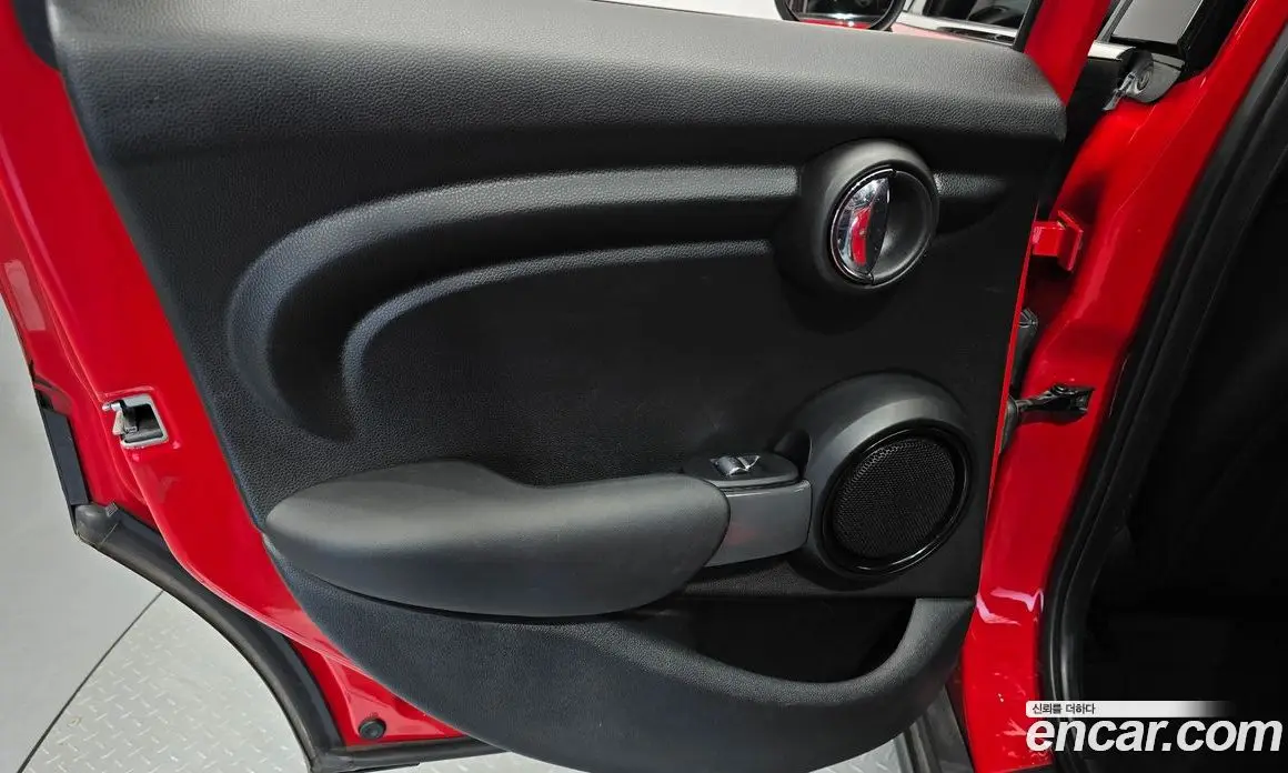 Mini Cooper 2020 1.5 автомат (гидро), фото 15