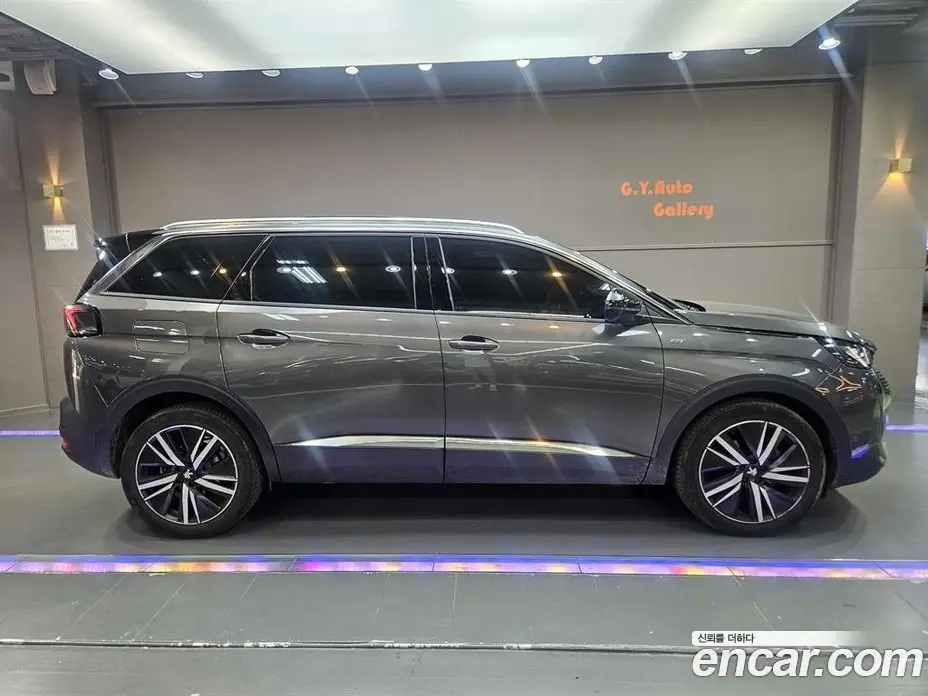 Peugeot 5008 2024 1.2 автомат (гидро), фото 4