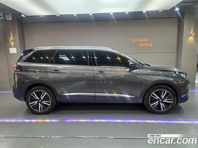 Peugeot 5008 2024 1.2 автомат (гидро), миниатюра 4