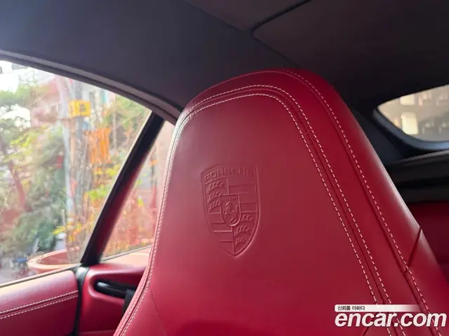 Porsche 911 2021 3.0 автомат (гидро), миниатюра 9