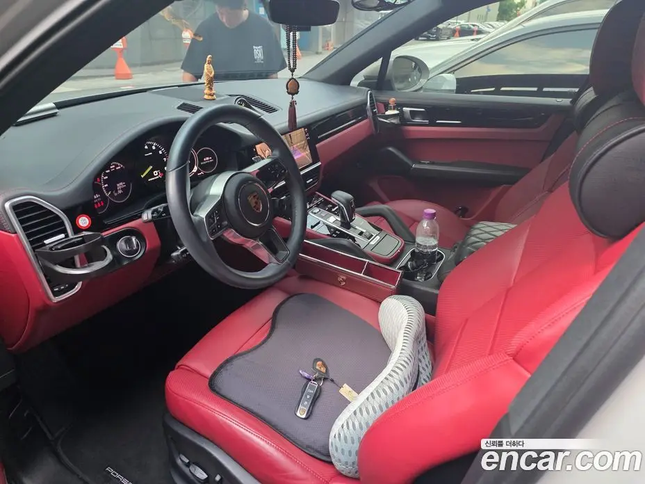 Porsche Cayenne 2023 3.0 автомат (гидро), фото 4
