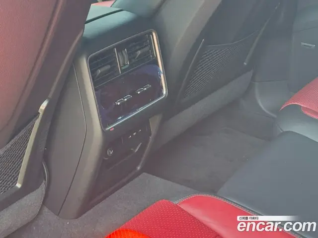 Porsche Cayenne 2024 3.0 автомат (гидро), миниатюра 11