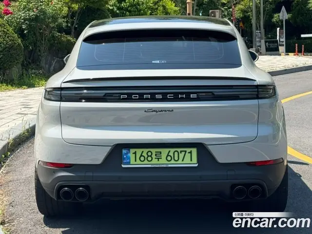 Porsche Cayenne 2024 3.0 автомат (гидро), миниатюра 4