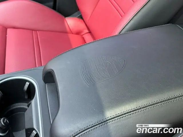 Porsche Cayenne 2024 3.0 автомат (гидро), миниатюра 6