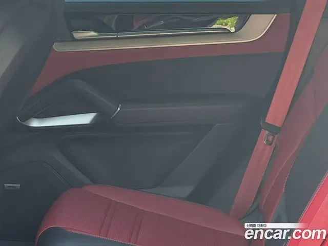 Porsche Cayenne 2024 3.0 автомат (гидро), миниатюра 10