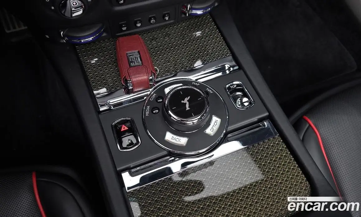 Rolls-Royce Dawn 2020 6.6 автомат (гидро), фото 24 Rolls-Royce Dawn 2020 6.6 автомат (гидро), фото 24
