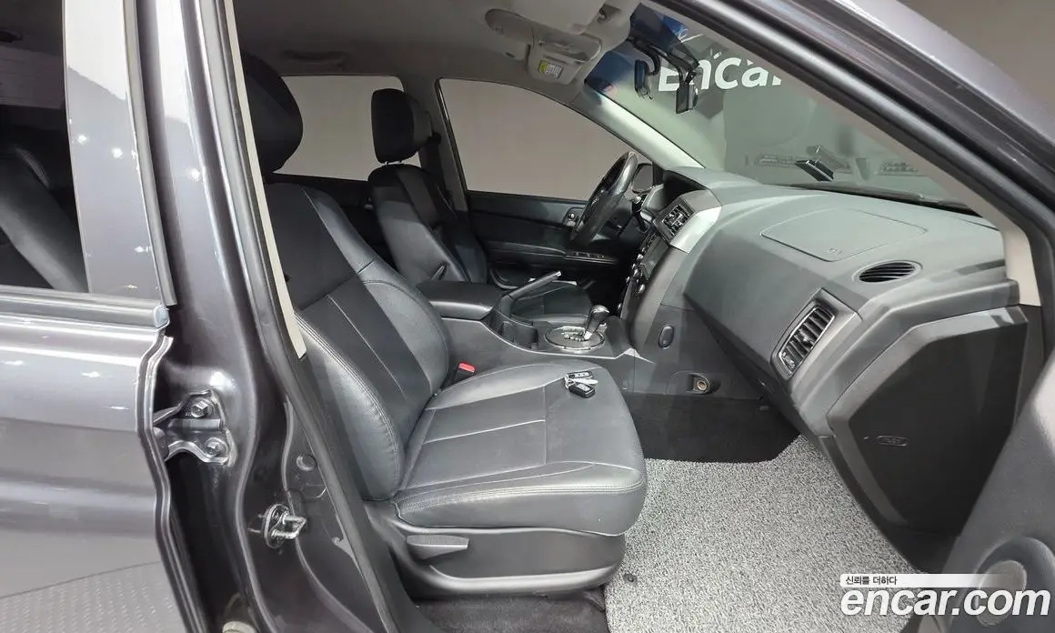 SsangYong Korando 2017 2.2 автомат (гидро), фото 16