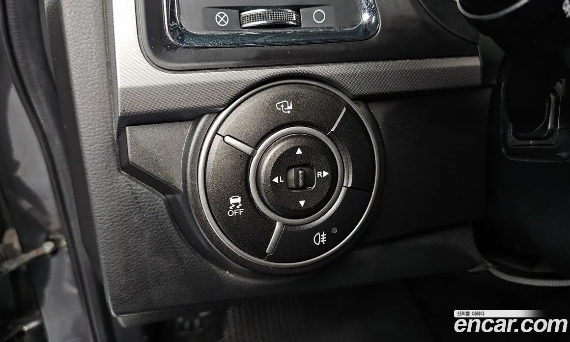 SsangYong Korando 2017 2.2 автомат (гидро), фото 19