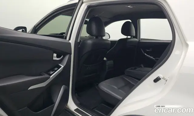 SsangYong Korando 2017 2.2 автомат (гидро), миниатюра 11