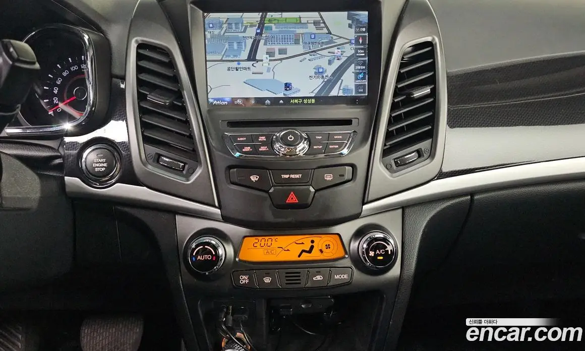 SsangYong Korando 2017 2.2 автомат (гидро), фото 16