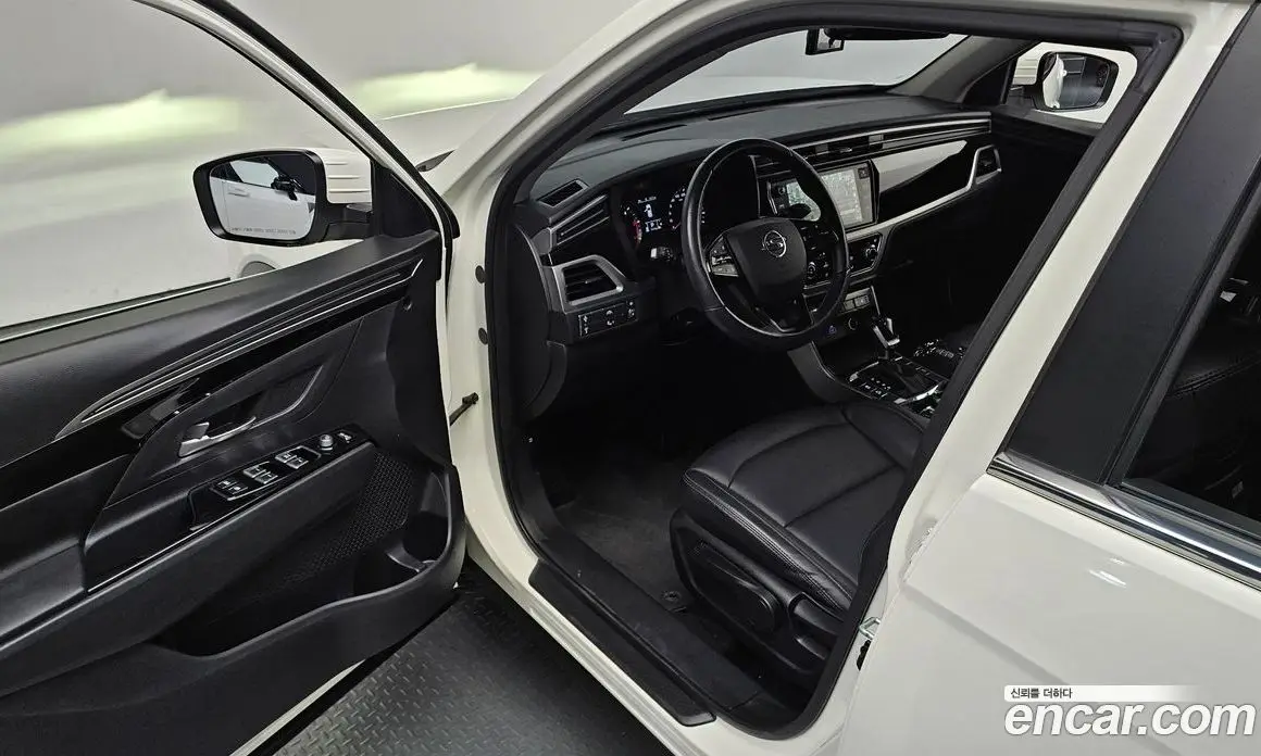 SsangYong Korando 2019 1.6 автомат (гидро), фото 12