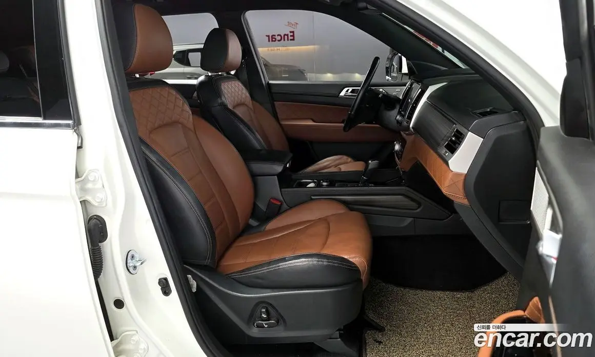 SsangYong Rexton 2017 2.2 автомат (гидро), фото 17