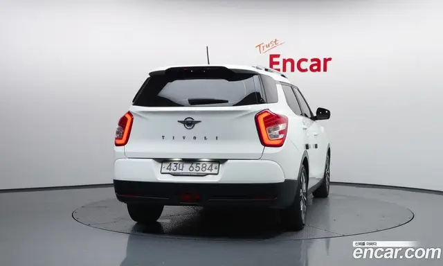 SsangYong TIBOLI 2018 1.6 автомат (гидро), миниатюра 3