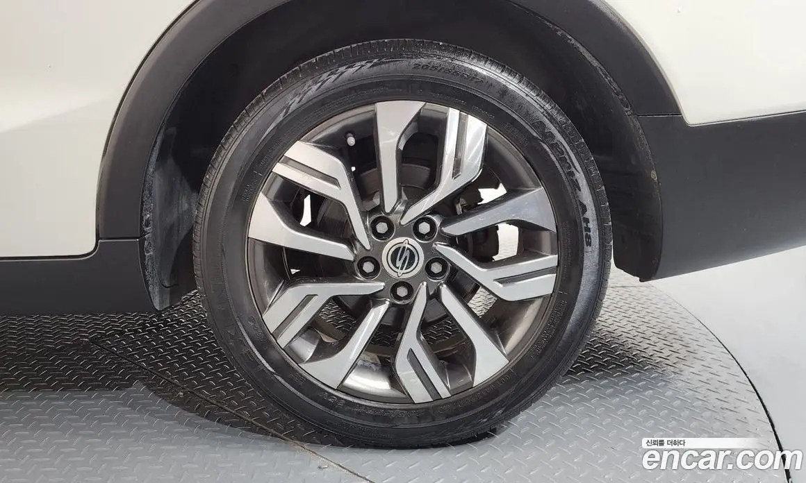 SsangYong TIBOLI 2018 1.6 автомат (гидро), фото 6