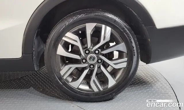 SsangYong TIBOLI 2018 1.6 автомат (гидро), миниатюра 6