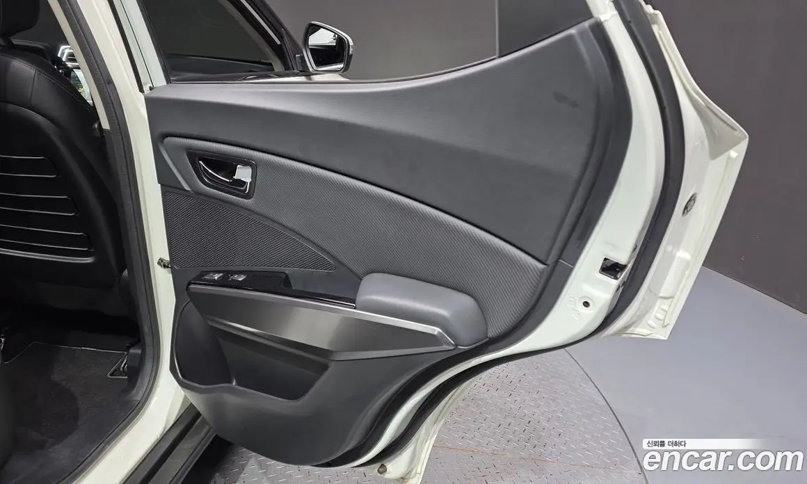 SsangYong TIBOLI 2020 1.5 автомат (гидро), фото 15