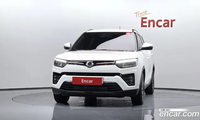 SsangYong TIBOLI 2022 1.5 автомат (гидро), миниатюра 3