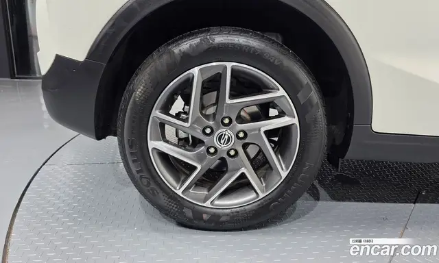 SsangYong TIBOLI 2022 1.5 автомат (гидро), миниатюра 5