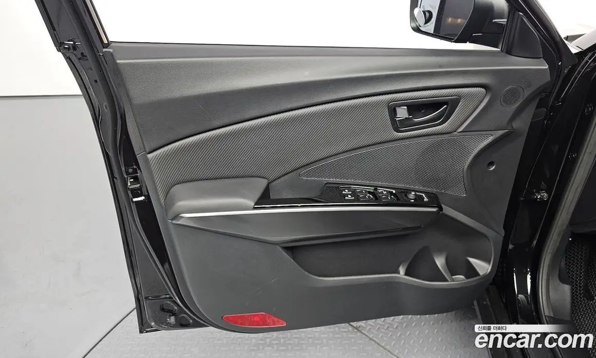 SsangYong TIBOLI 2026 1.6 автомат (гидро), фото 14