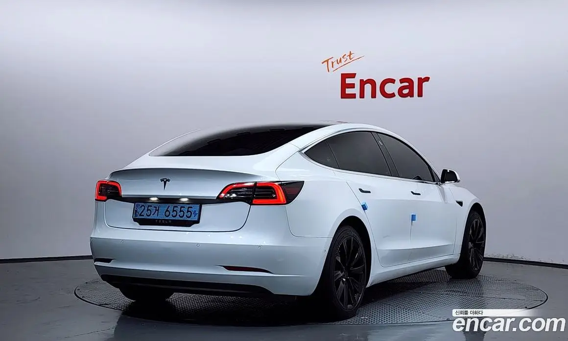 Tesla Model 3 2020 0.1 автомат (гидро), фото 2 Tesla Model 3 2020 0.1 автомат (гидро), фото 2