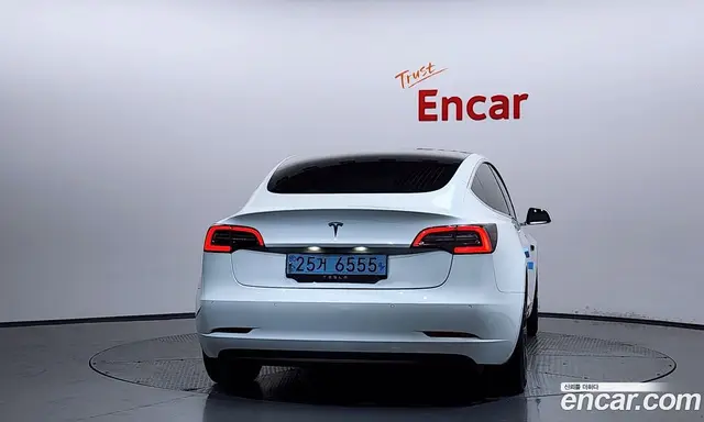 Tesla Model 3 2020 0.1 автомат (гидро), миниатюра 4 Tesla Model 3 2020 0.1 автомат (гидро), миниатюра 4